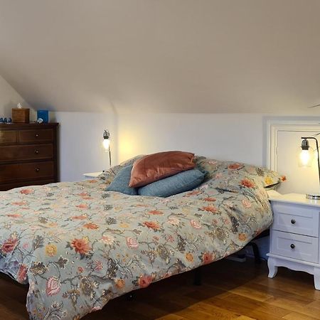 The Hideaway - Village Retreat With Woodland Views Smeeth Esterno foto